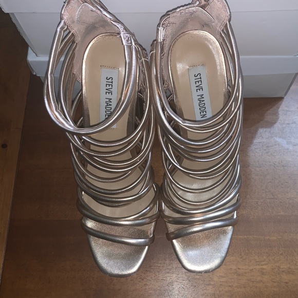 Steve Madden Shoes - Steve Madden Liana